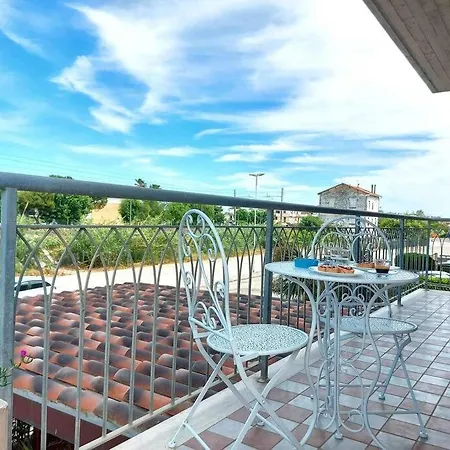 300m Dal Marewifi, Smart-tv E Parcheggio Privato Porto SantʼElpidio